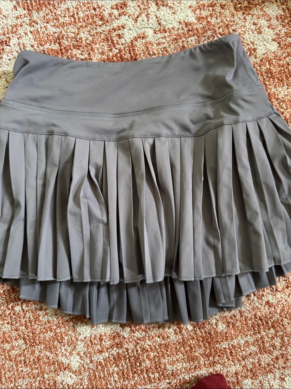 Gold hinge. Grey never worn size medium skort